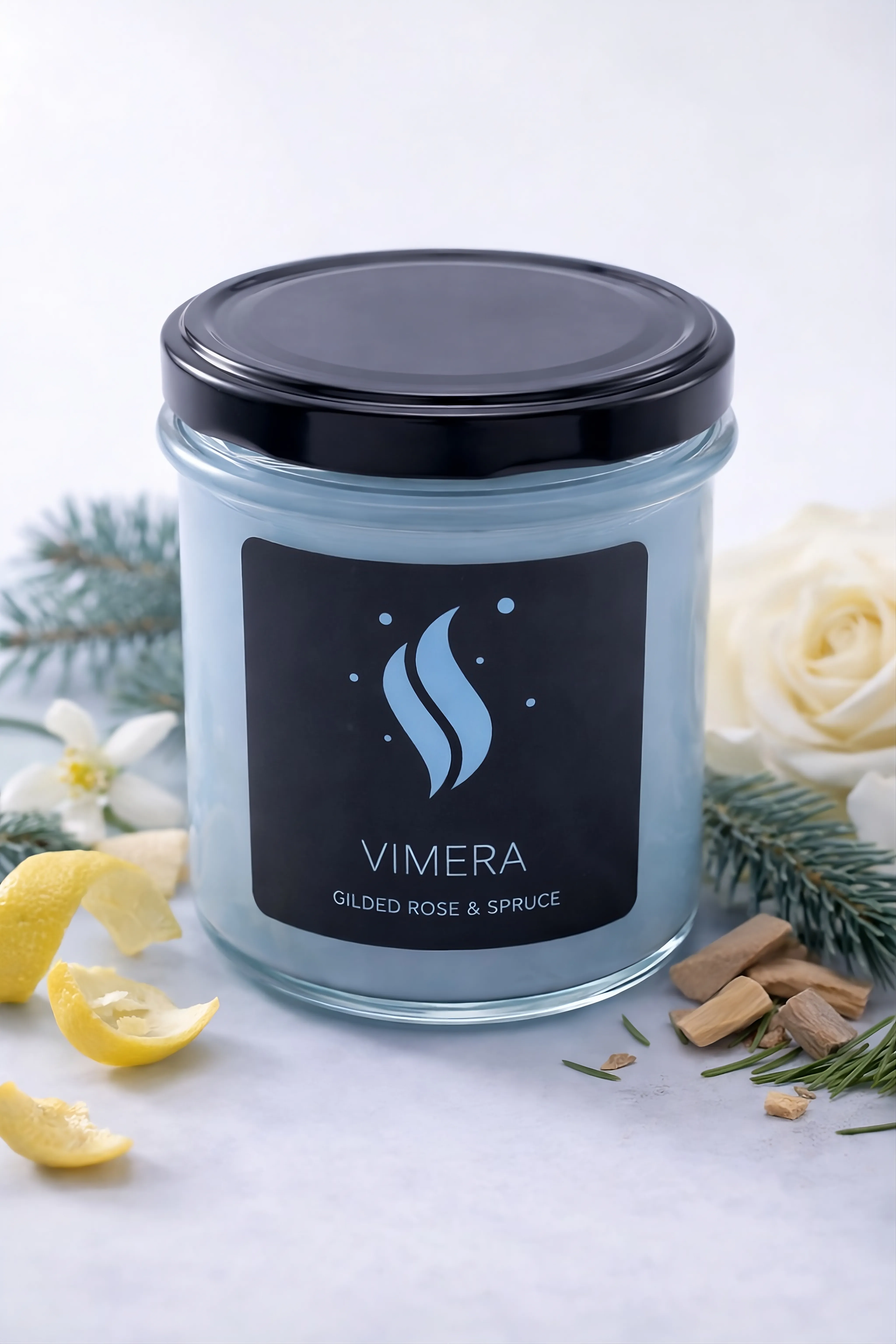 Ароматична свічка Gilded Rose & Spruce варіант 0 - купити у Vimera